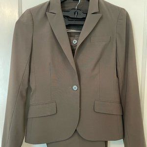 Theory suit SET (4 pieces), sizes 4 and 6